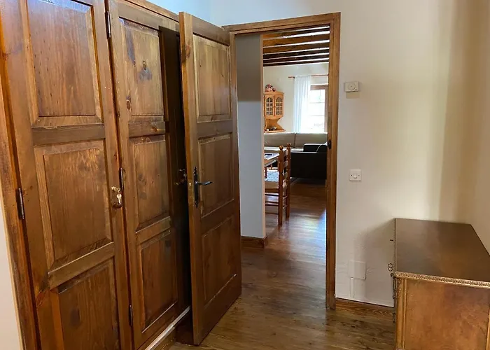 Linsoles 44b Apartment Eriste